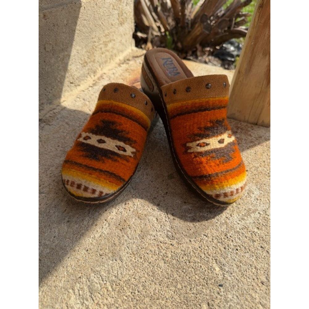 Reba by Justin Boots Chism Orange Blanket Southwestern Clogs Women 8